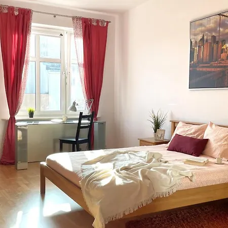 Apartament Swietojanska Lägenhet *